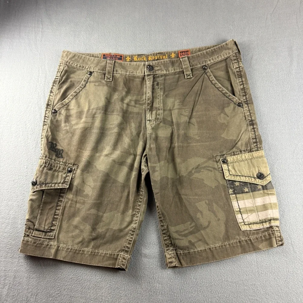 Rock Revival Cargo Shorts Men's 44 (Fits 48) Camo American Flag Streetwear Y2K